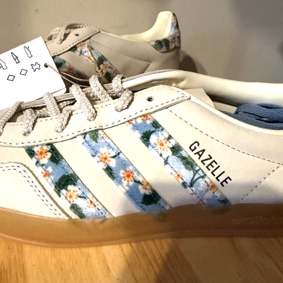 Adidas cream floral Gazelle indoor sneakers made with Liberty London fabric NWT - Picture 6 of 9